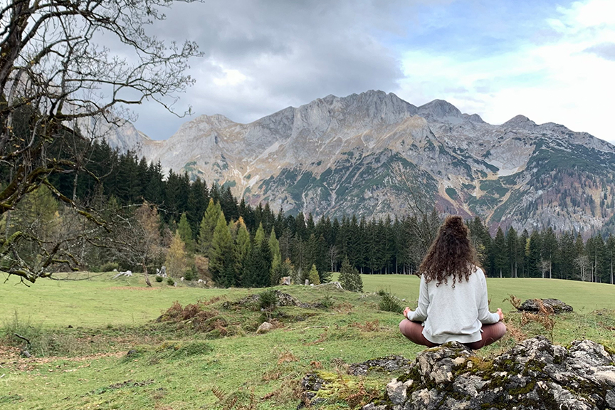 Lotussitz, Yoga mit Carina, Yogakurse